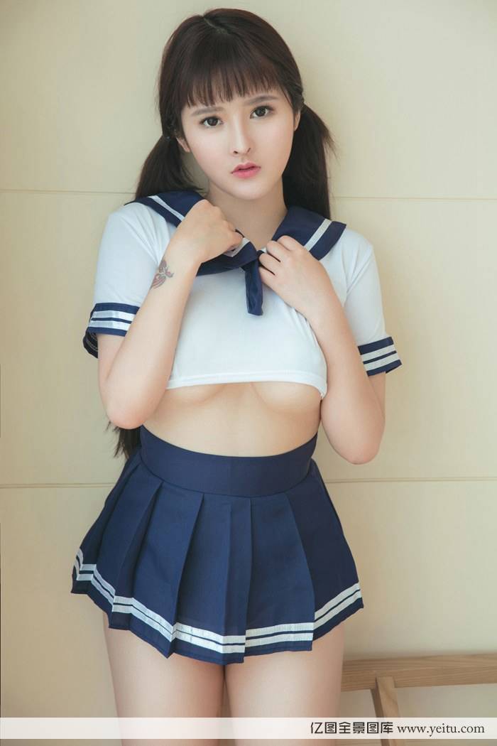 宅男女神杨漫妮学生装丰乳肥臀制服诱惑-2