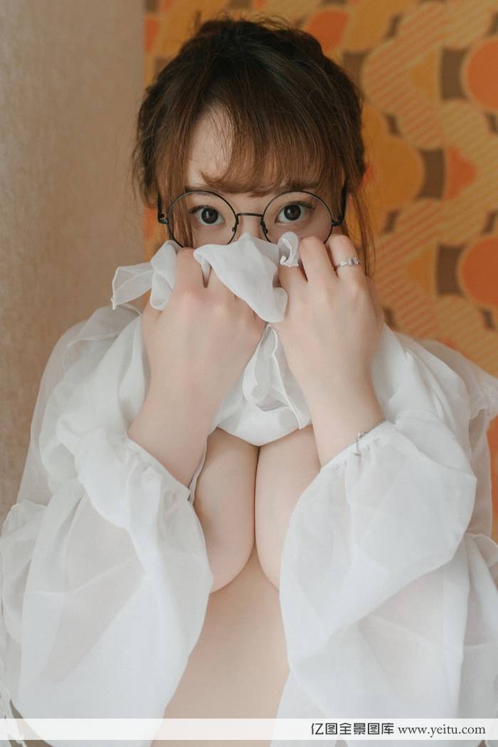 美女模特柳侑绮童颜巨乳丰乳肥臀秀出好身材-25