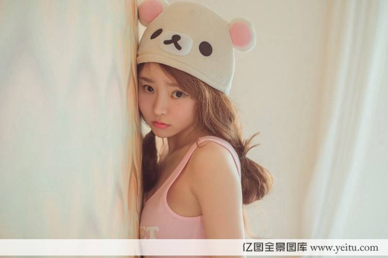 美女模特柳侑绮童颜巨乳丰乳肥臀秀出好身材-37