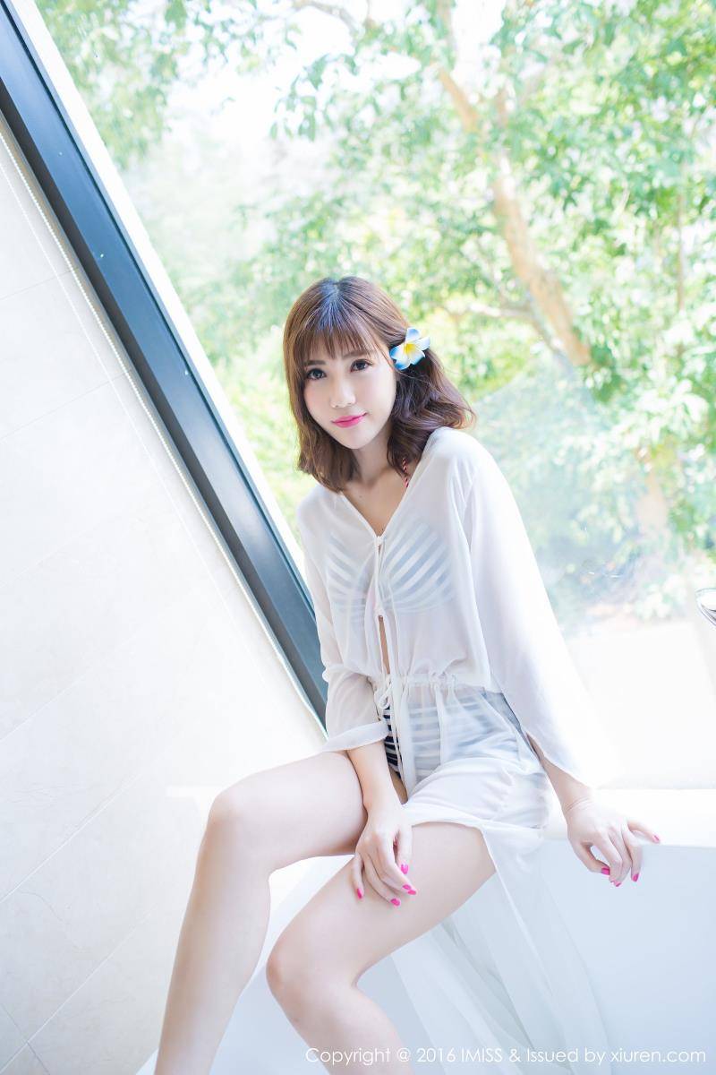 爱蜜社气质美女Sandy陈天扬兰卡威旅拍写真-6