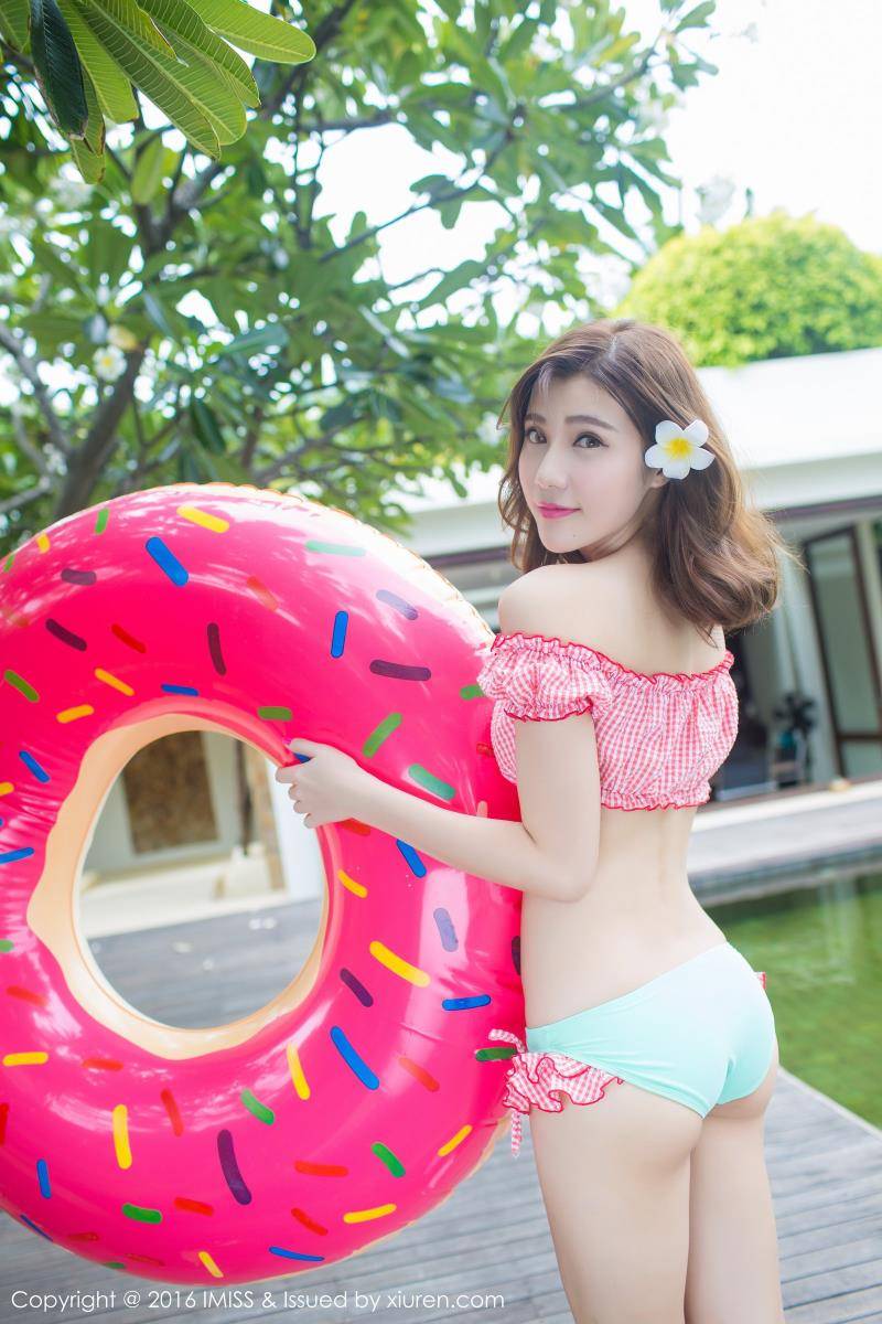 爱蜜社美女模特Sandy陈天扬校服制服诱惑比基尼旅拍-27