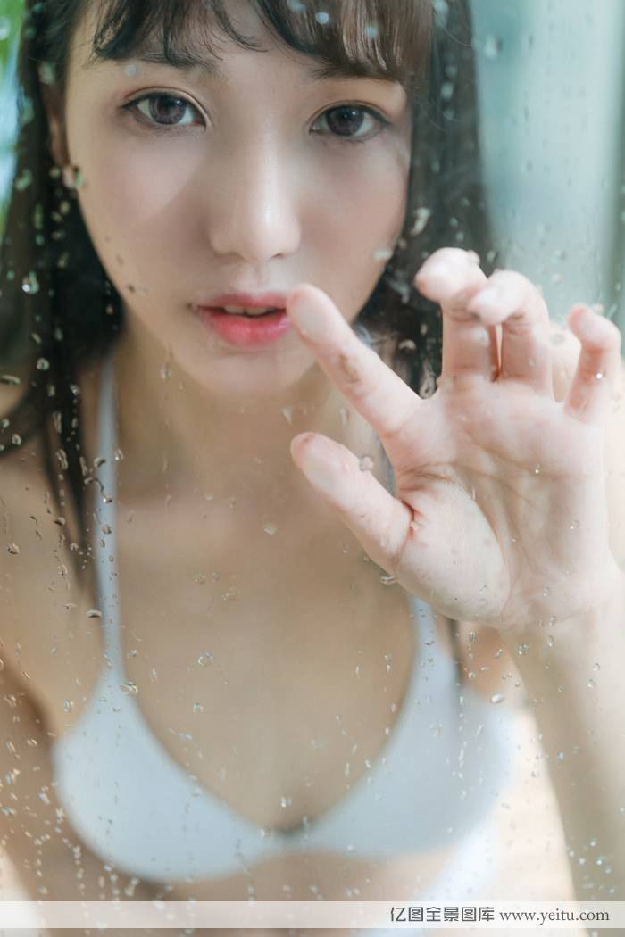 果团网软妹子宓兔兔er日系校服内衣美腿真空上阵-34