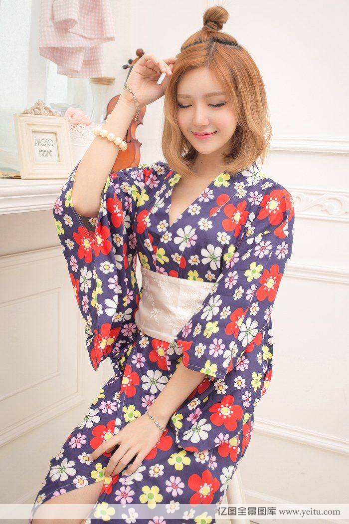 尤果网美女模特香川颖唯美日系风格水蜜桃诱惑-12