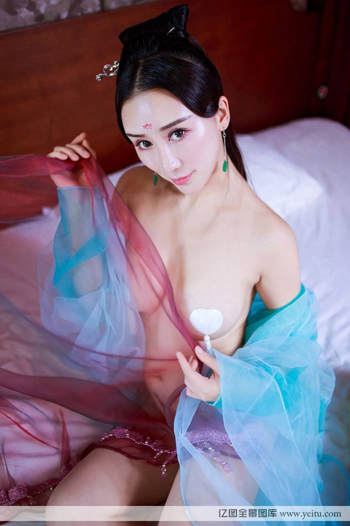 秀人网美女模特邹晶晶Rina古风范十足真空上阵-12