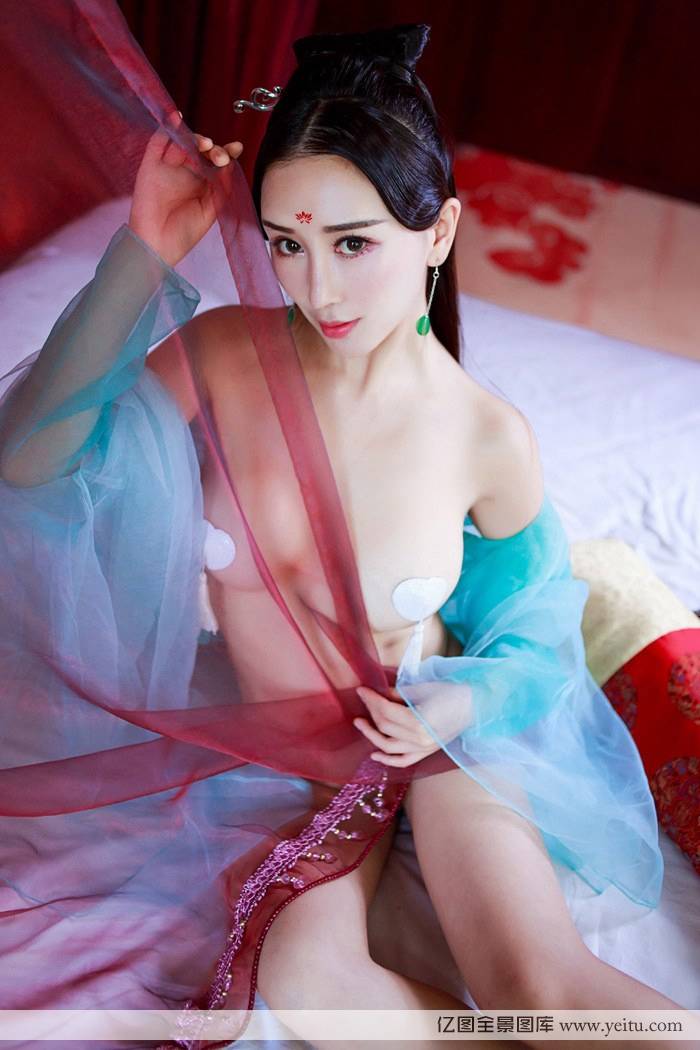 秀人网美女模特邹晶晶Rina古风范十足真空上阵-10