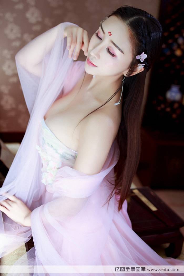 秀人网美女模特邹晶晶Rina古风范十足真空上阵-23