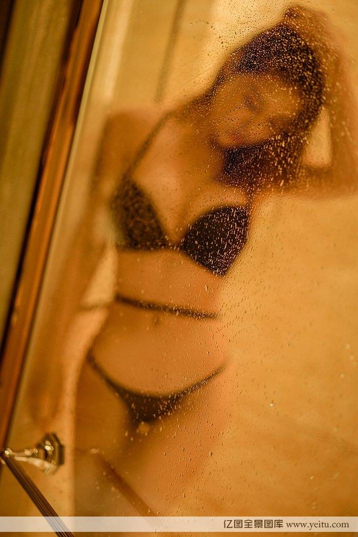 青豆客美女模特叶佳颐职业OL装制服诱惑套图-14