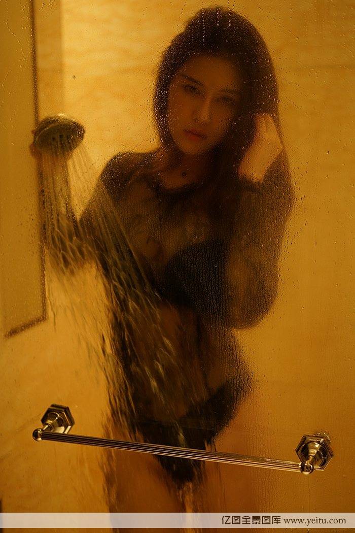 青豆客美女模特叶佳颐职业OL装制服诱惑套图-13