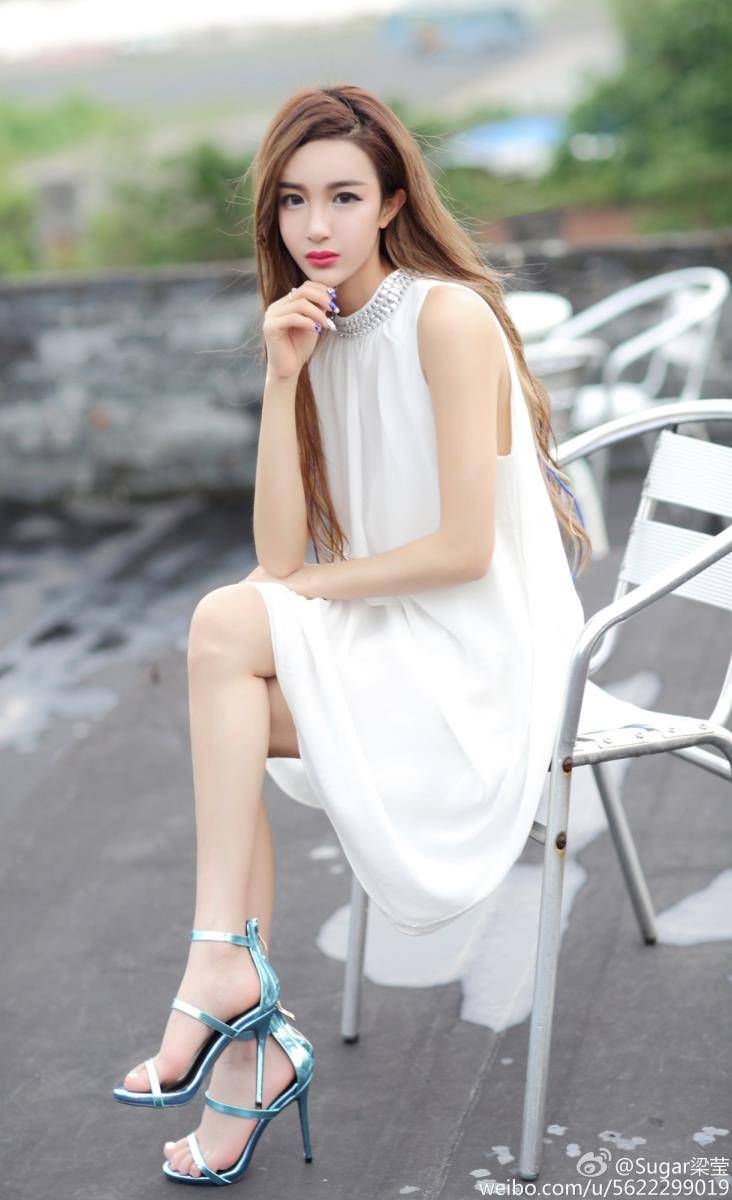 秀人网美女模特梁莹Sugar性感美腿诱惑私房写真-5