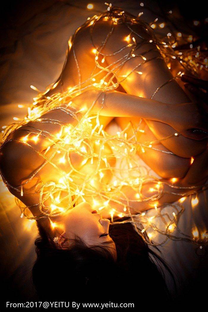 秀人网宋七七开背毛衣孔雀旗袍蕾丝真空大尺度写真-29