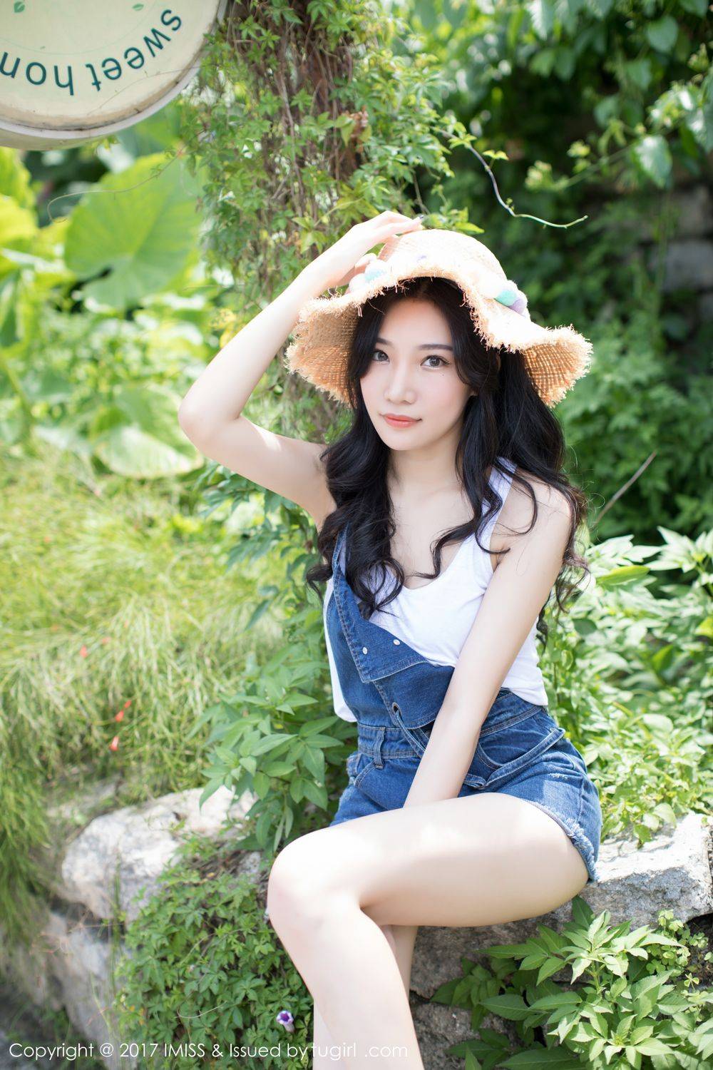 爱蜜社美女模特小狐狸Sica室外牛仔短裤小清新街拍-2