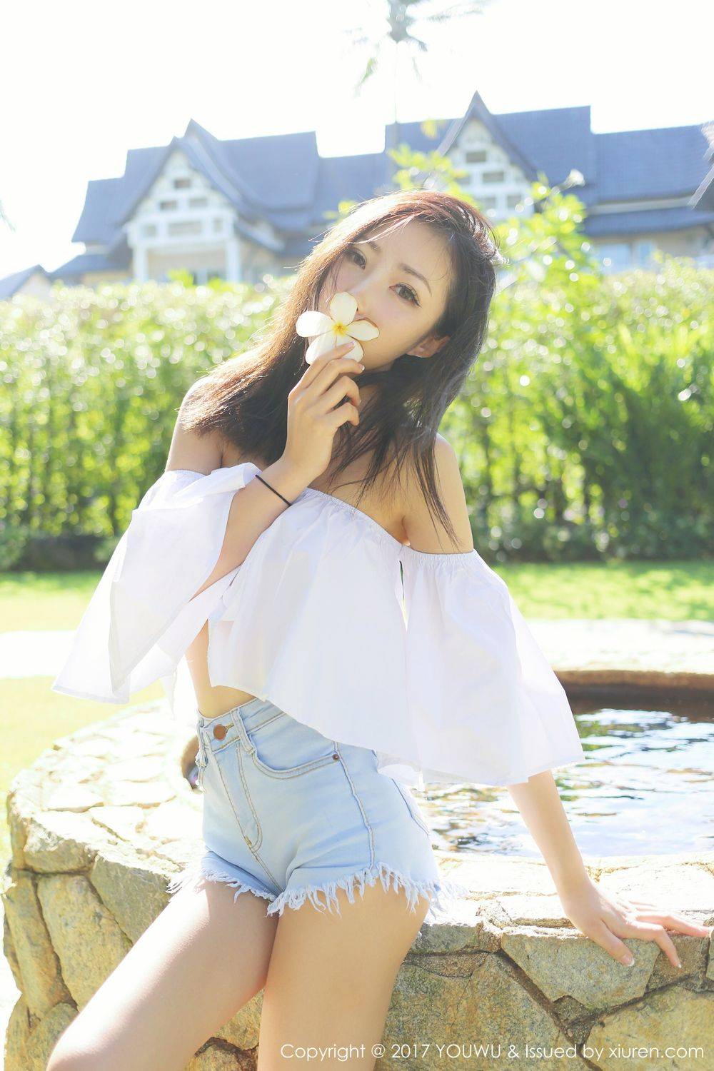 尤蜜荟女神模特Yumi尤美户外清新性感一笑醉江山