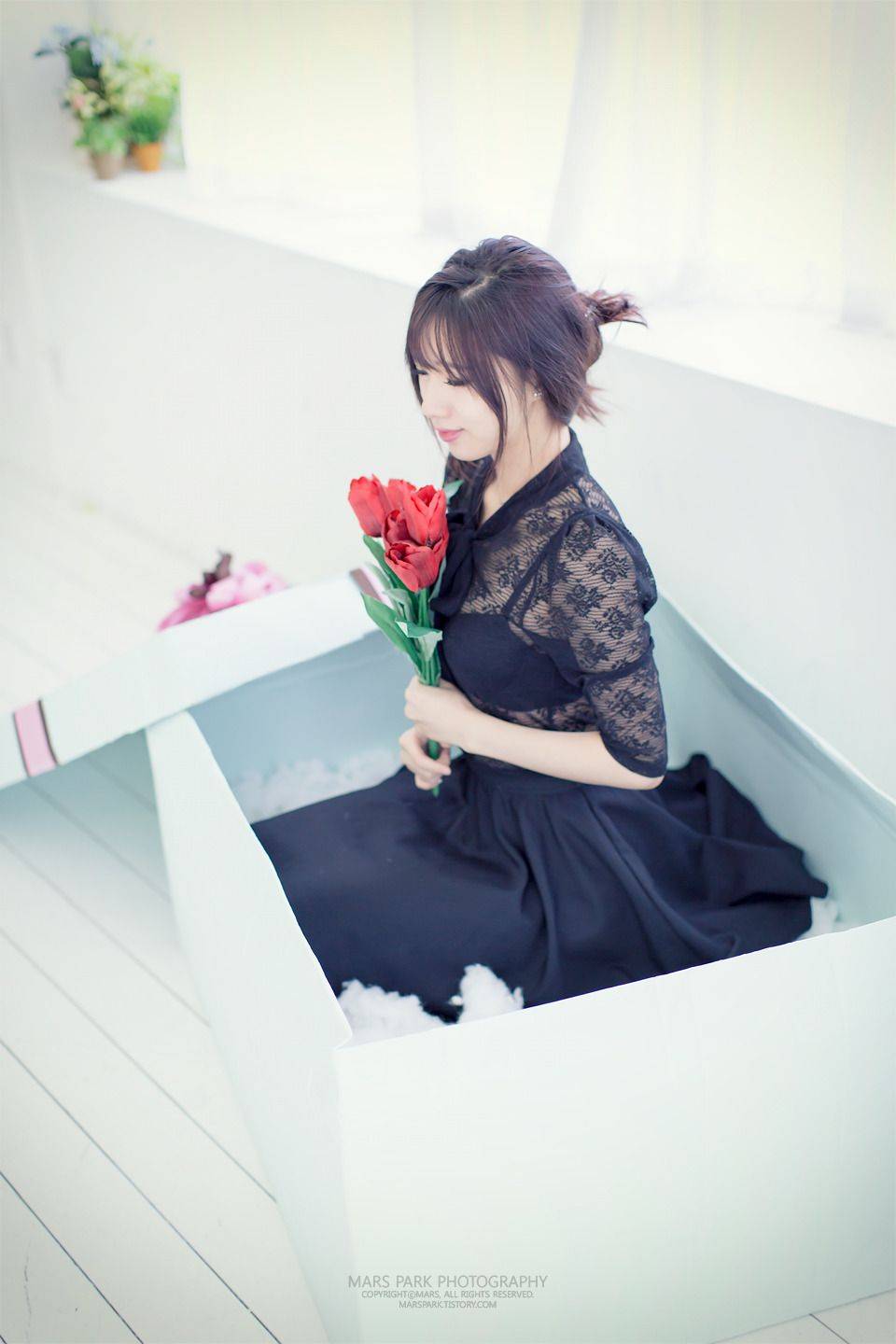 南韩美女模特宋珠娥白皙长腿家居系列性感写真-2