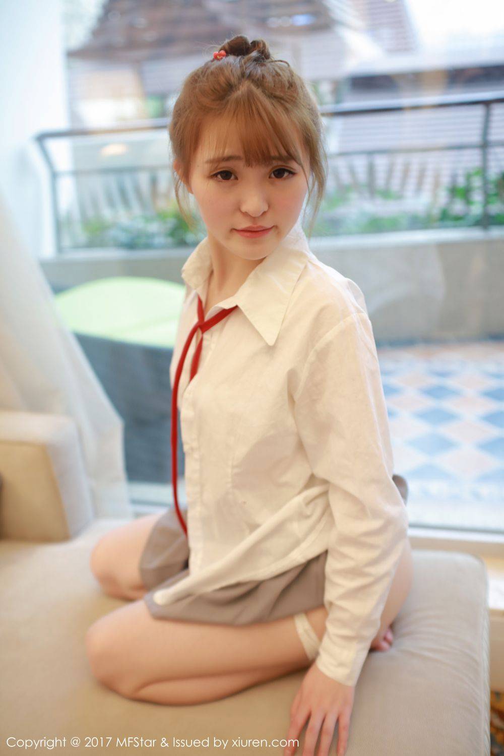 模范学院萝莉美女伊小七学生装短裙制服诱惑-17