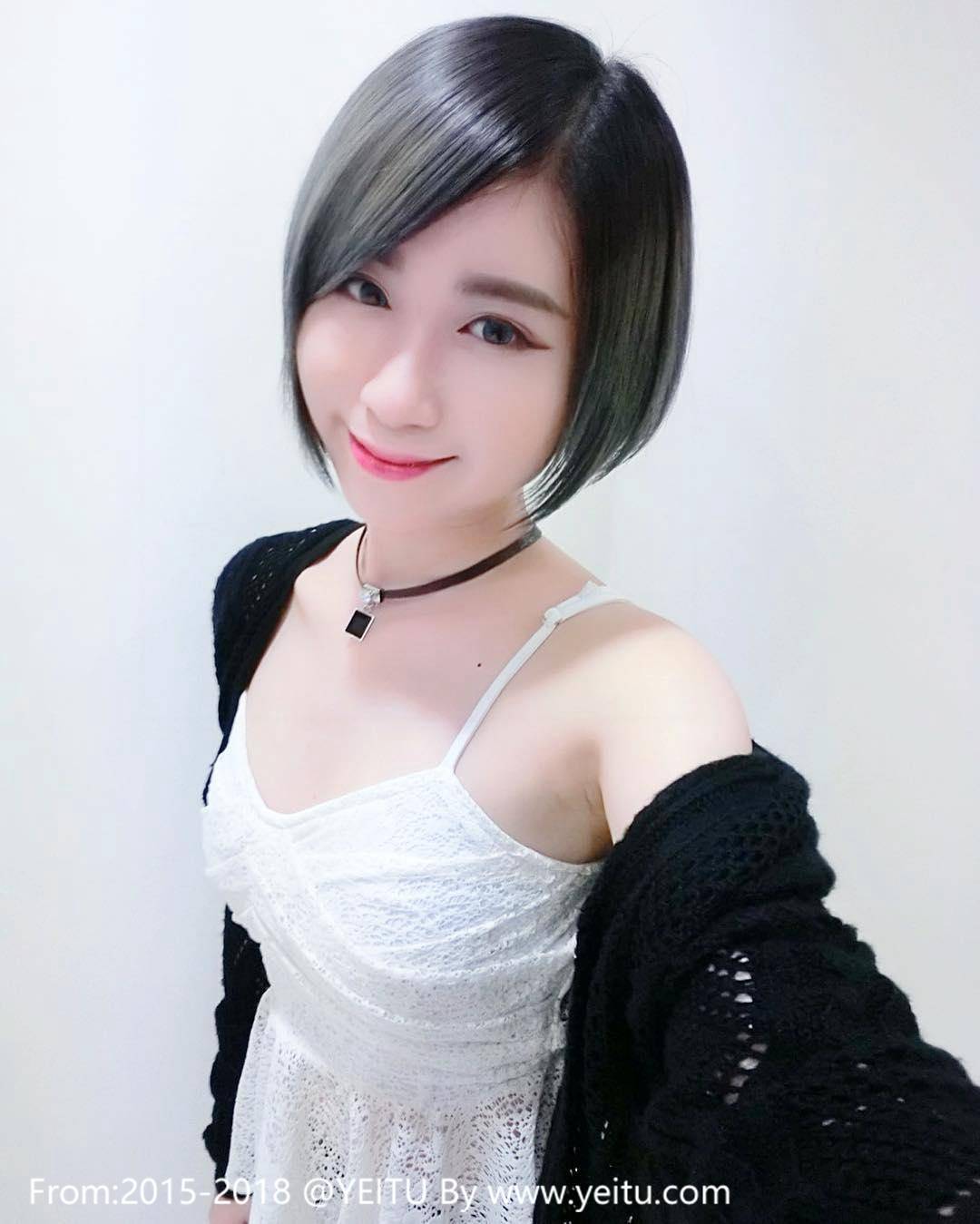 马来西亚正妹李佩怡性感身材养眼自拍福利满满-13