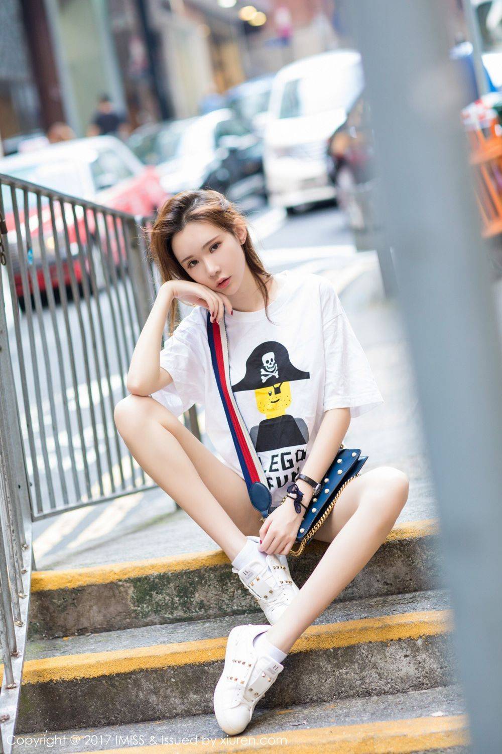 爱蜜社玲珑美人萌琪琪黑丝美腿内衣诱惑街拍-40