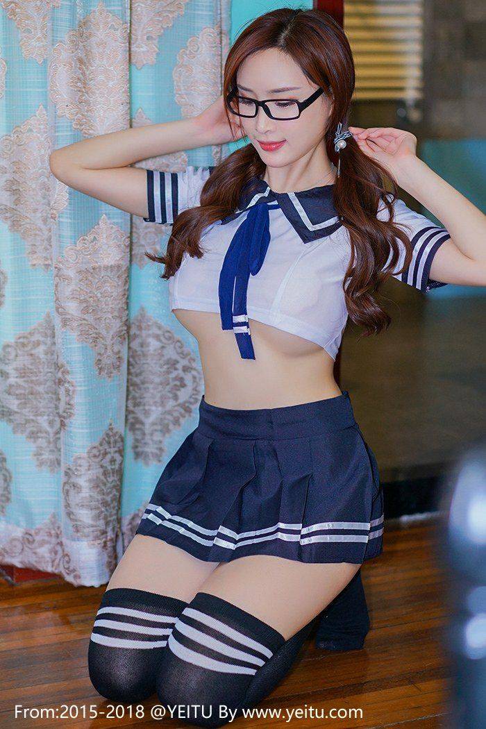 猫萌榜气质女神周妍希空姐水手服黑丝美腿制服诱惑-12