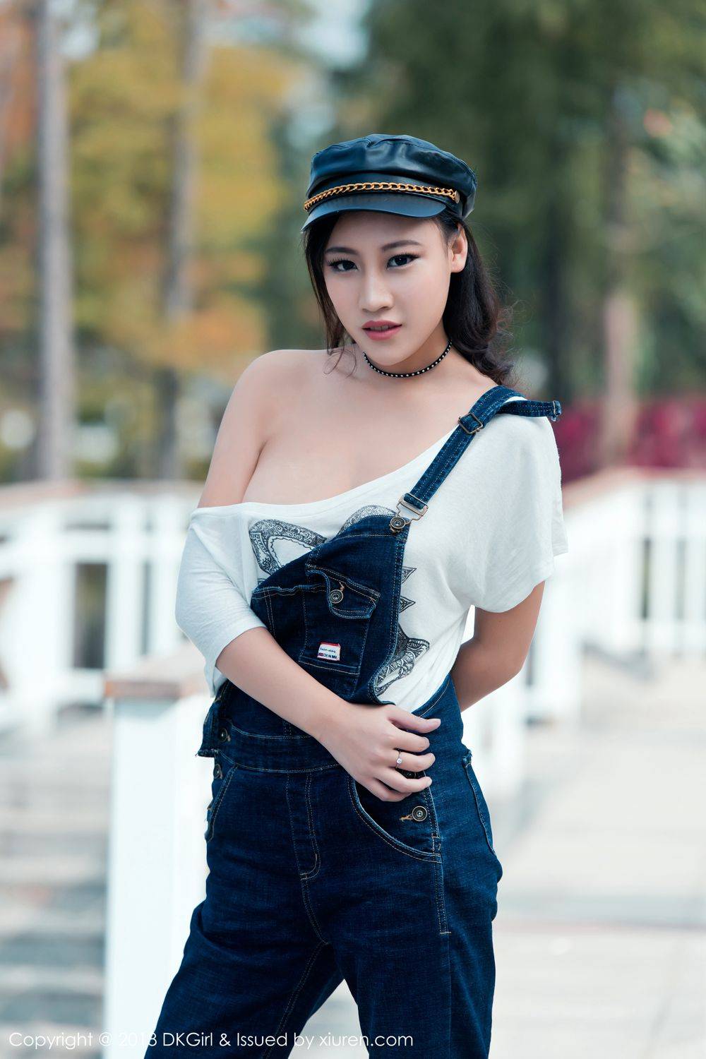 御女郎美女模特梦倩QM户外真空美腿精彩诱惑写真