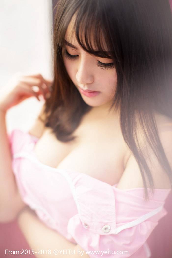 花漾show宅男女神思淇Sukiii圆润爆乳情趣内衣诱惑套图-7