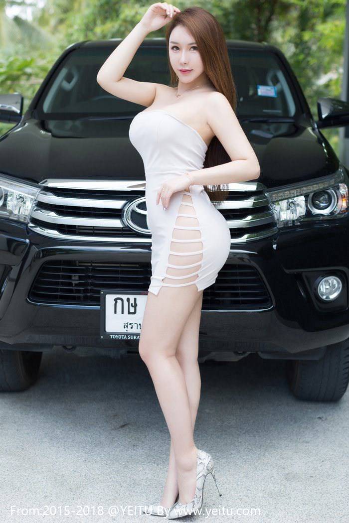 尤蜜荟宅男女神Egg尤妮丝蕾丝内衣巨乳诱惑苏梅岛旅拍