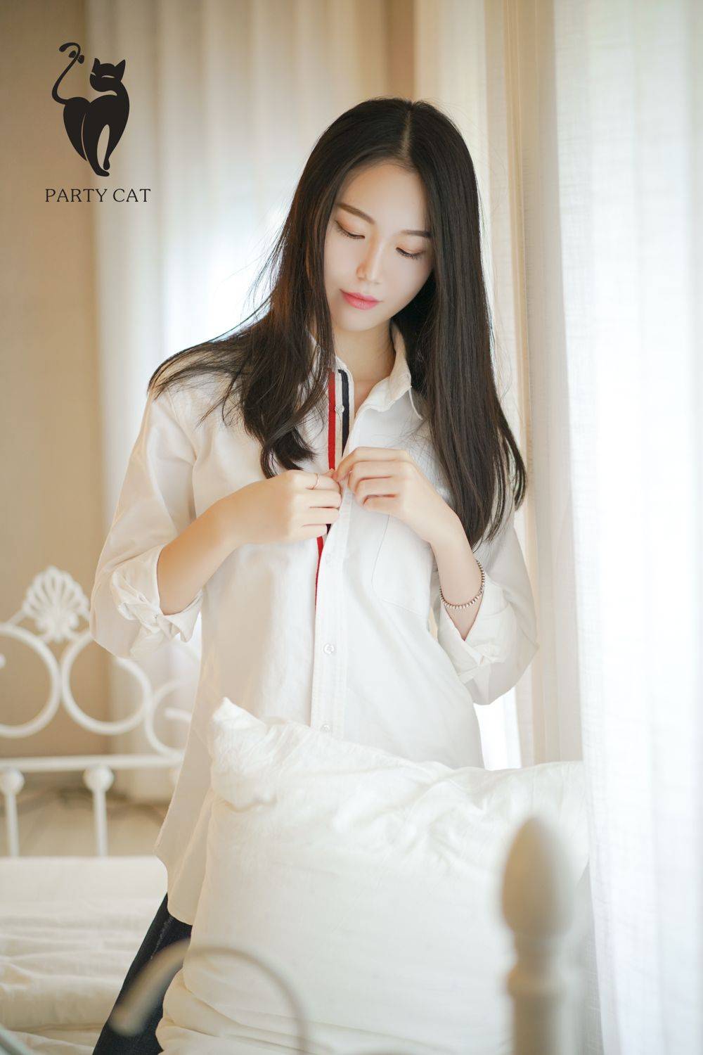 轰趴猫性感美女紫琪Jessie清纯诱惑修长美腿气质写真-2