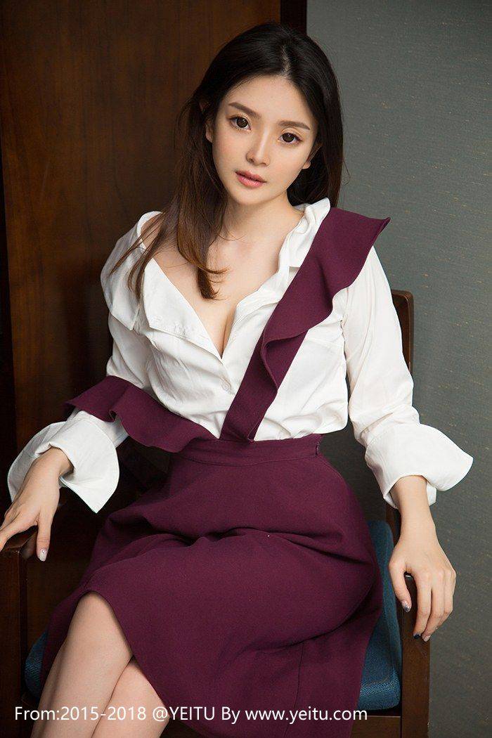尤果网美女模特Mina美胸长腿火辣身材性感美图-17