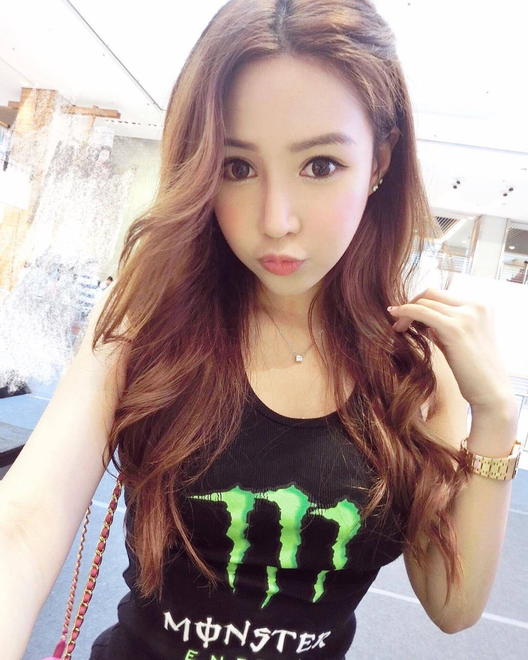 香港坊间罕见嫩模叶凯琪高颜值极品身材白嫩养眼写真-4