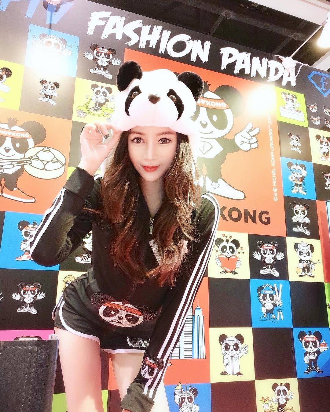 香港坊间罕见嫩模叶凯琪高颜值极品身材白嫩养眼写真-15