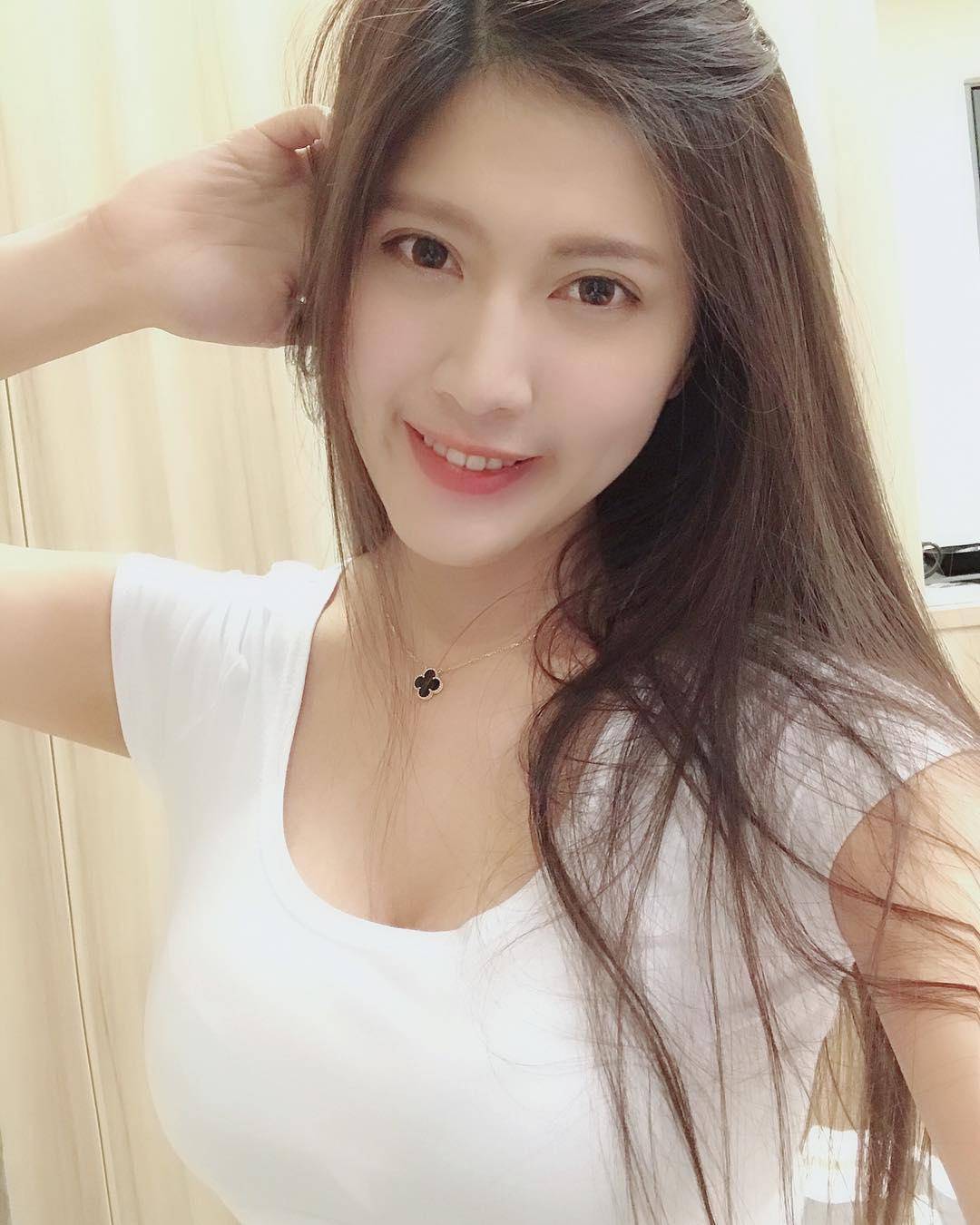 台湾美女主播刘庭羽女仆兔女郎制服内衣诱惑气质写真-6