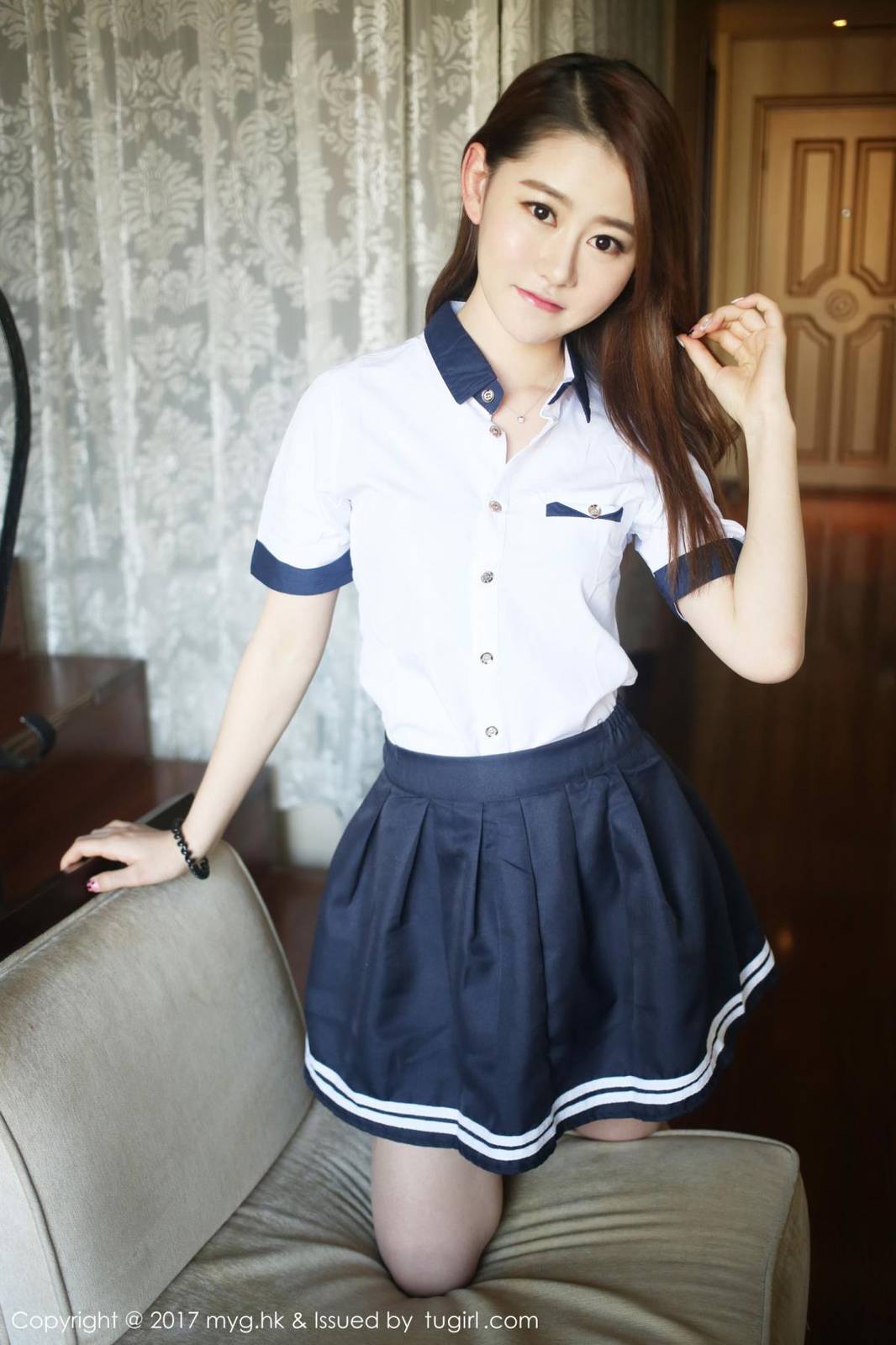 美媛馆养眼嫩模艾然Airan学生服兔女郎首套写真-2