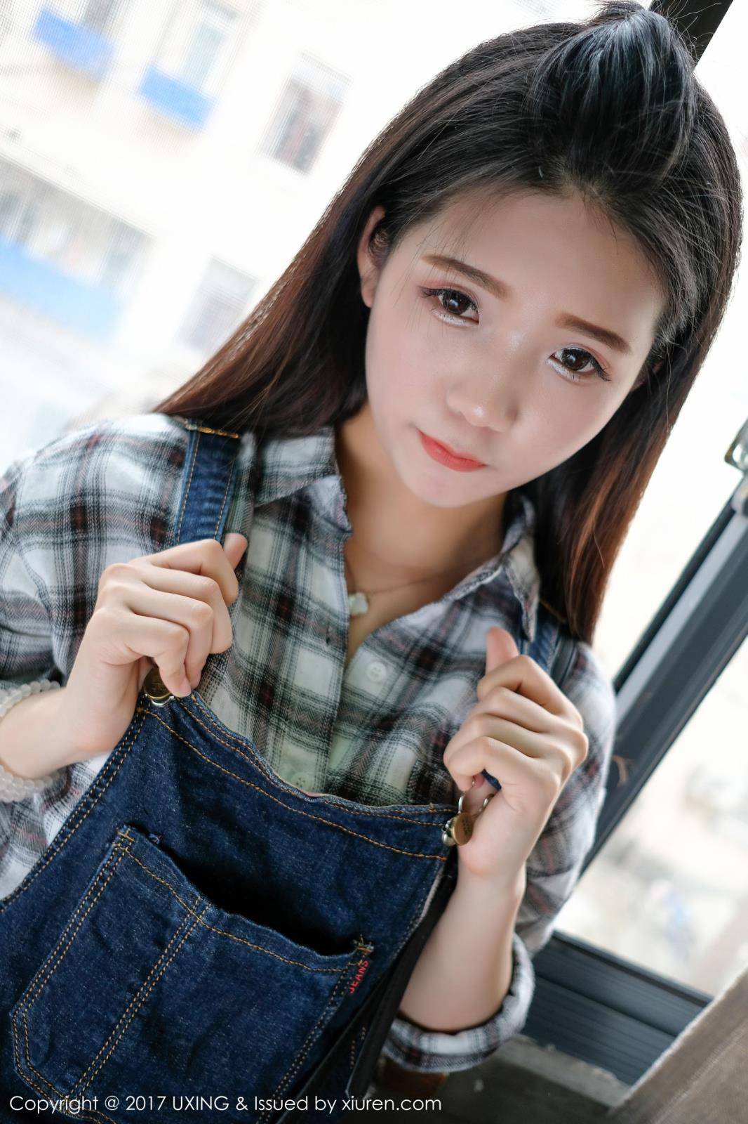 优星馆新人嫩模可爱的小叶子童颜巨乳格子衫大尺度写真-8