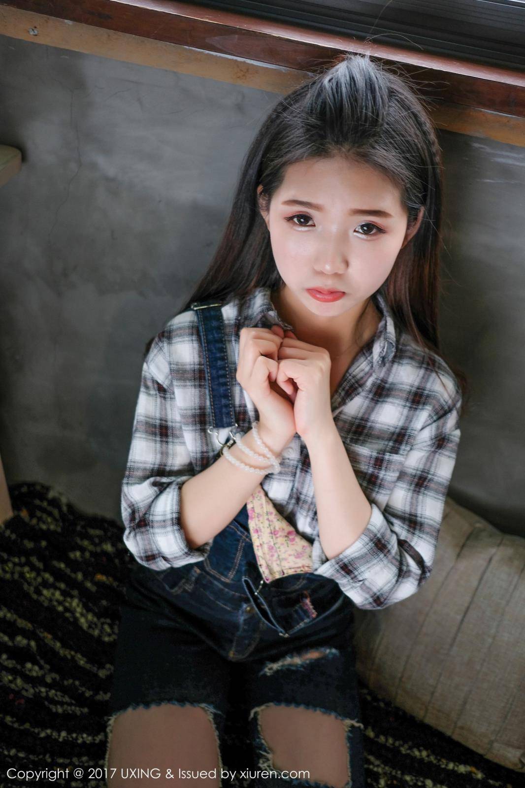 优星馆新人嫩模可爱的小叶子童颜巨乳格子衫大尺度写真-21