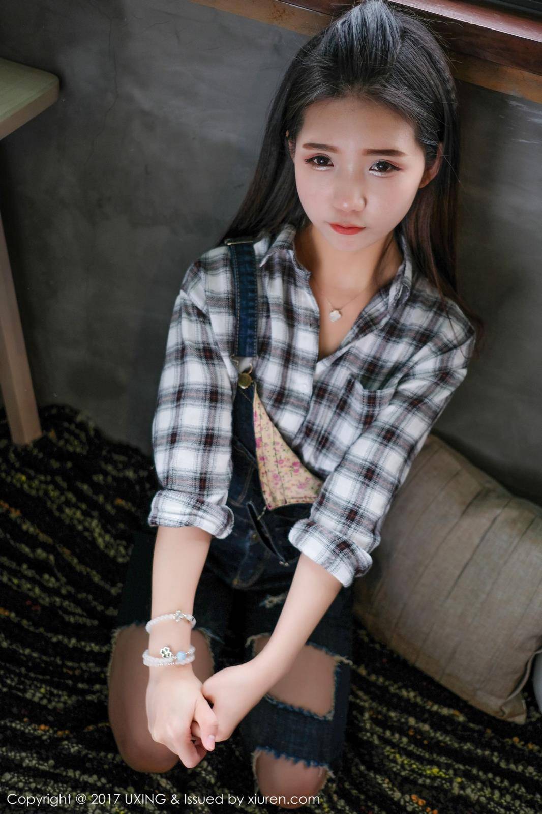 优星馆新人嫩模可爱的小叶子童颜巨乳格子衫大尺度写真-20