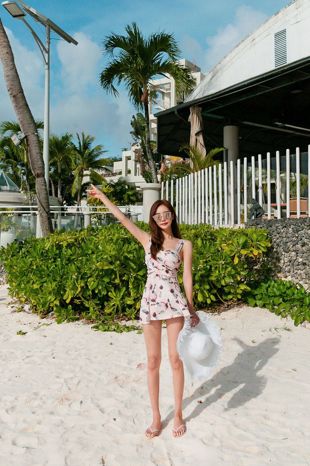 韩国网拍女神孙允珠2018年泳装气质比基尼拍摄写真合辑-4