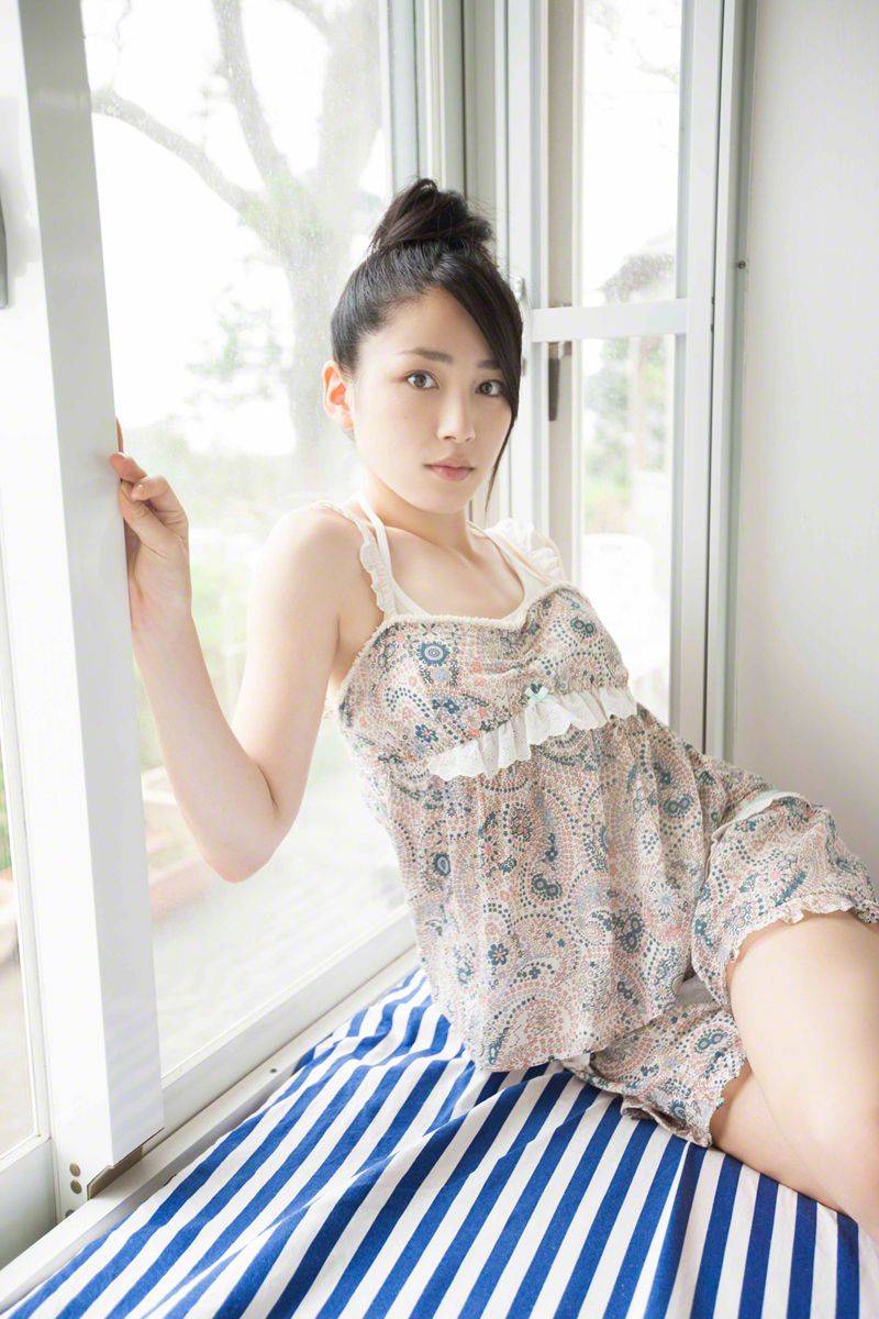 [Wanibooks] 日本人气女歌手吉川友海边比基尼内衣诱惑私房照-44