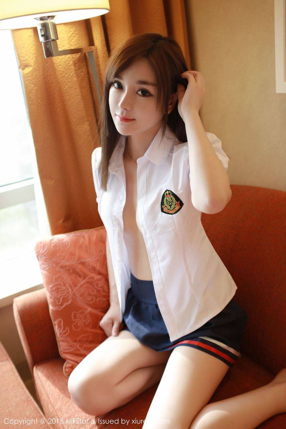 模范学院美女模特韩子萱mm英伦衬衫校服制服诱惑性感写真-5