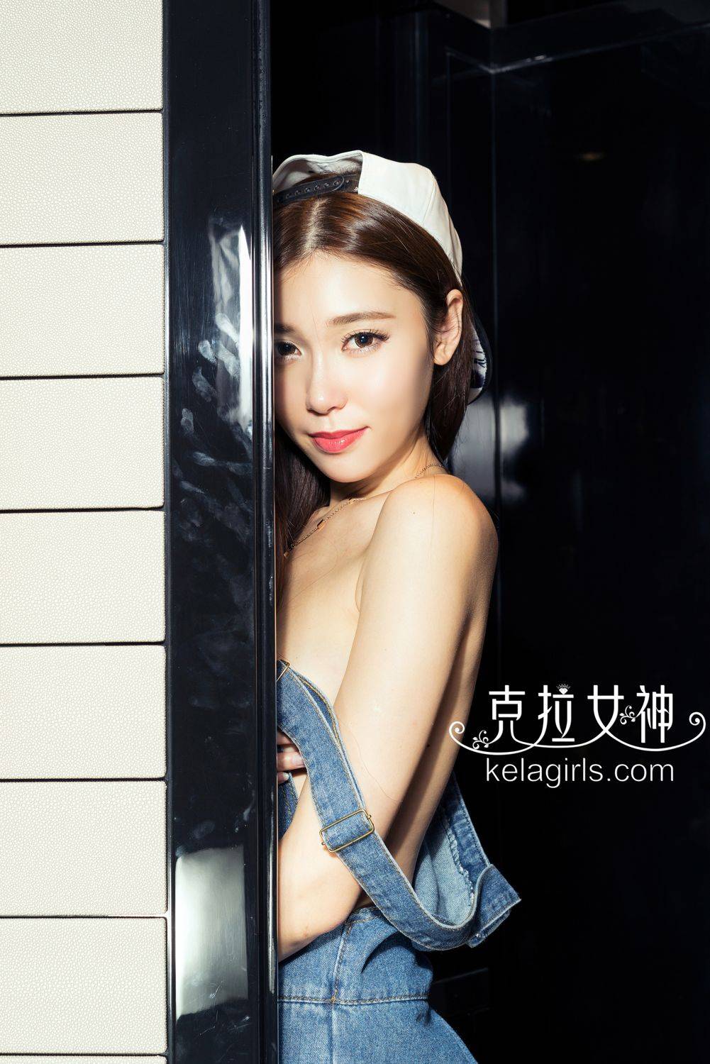 克拉女神七姑娘Mimo程红晨俏皮可爱吊带裤傲人美胸写真-18