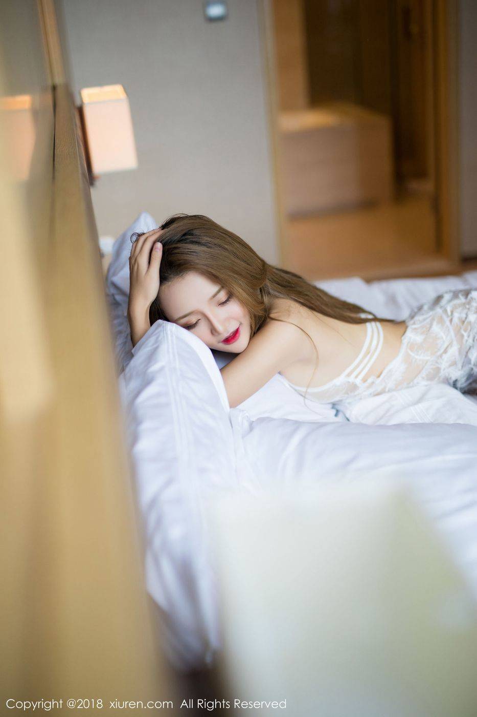 秀人网美女模特Miko酱透视薄纱内衣诱惑姿势撩人美图-33