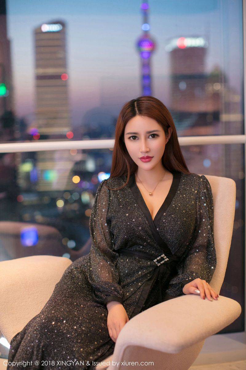 秀人网性感女神赵伊彤黑丝美腿血滴子蕾丝内衣诱惑美图-16