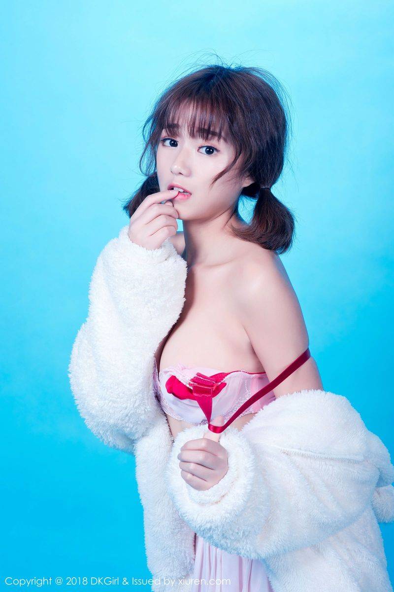 DK御女郎清纯美女仓井优香童颜巨乳真空演绎性感私房美图-6