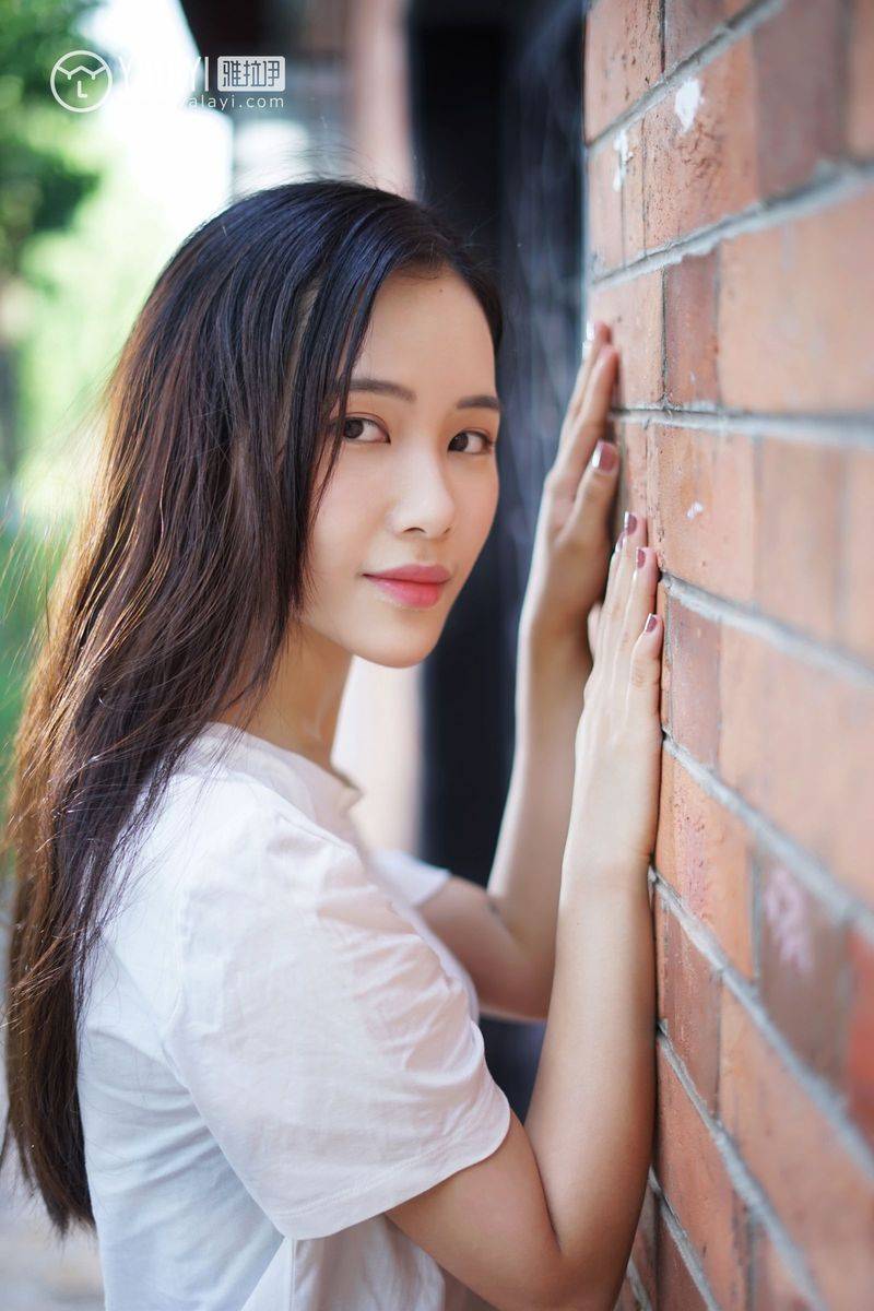 雅拉依清纯美女模特卡柔校园邂逅学姐回眸一笑清新美图-12