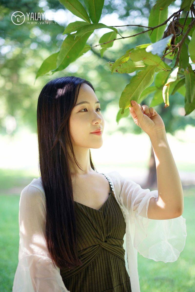 雅拉依清纯美女模特卡柔校园邂逅学姐回眸一笑清新美图-26