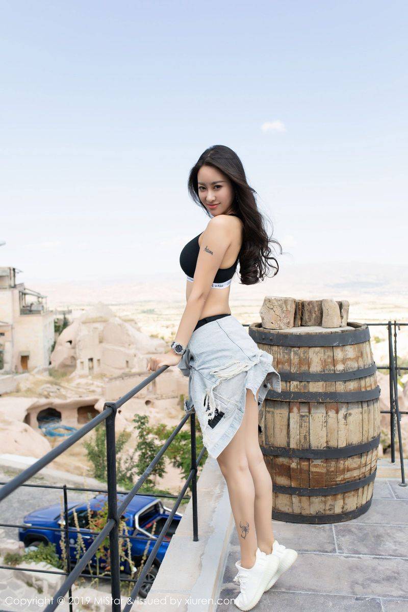 魅妍社气质美女穆菲菲性感旗袍诱惑翘臀土耳其户外旅拍-35