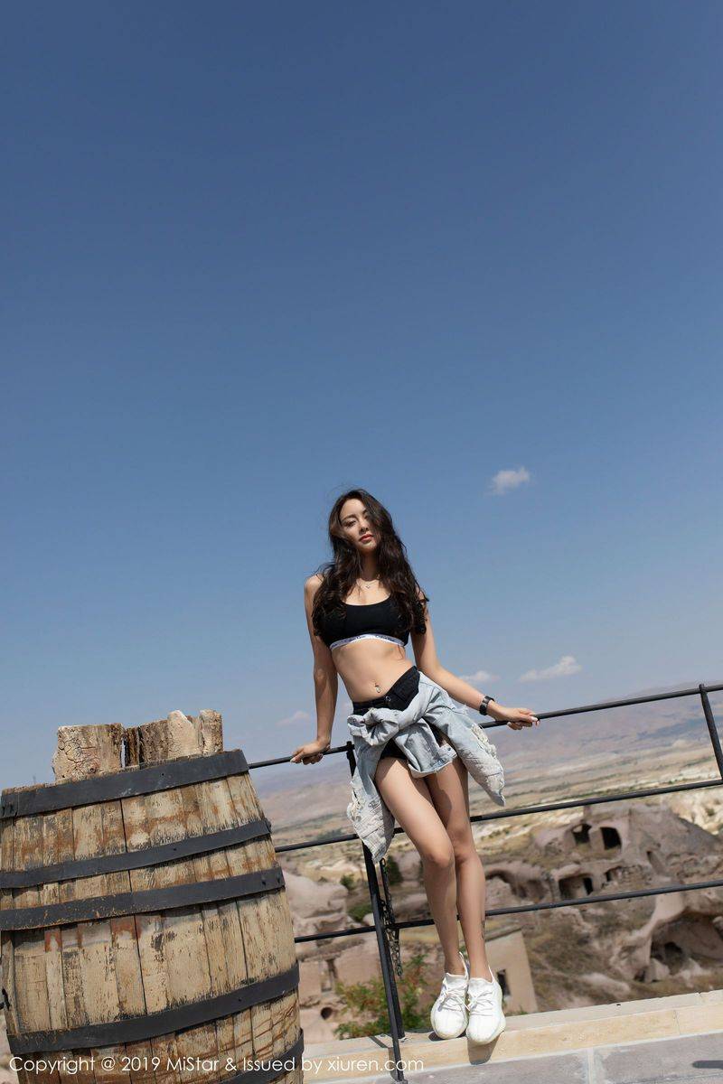 魅妍社气质美女穆菲菲性感旗袍诱惑翘臀土耳其户外旅拍-38