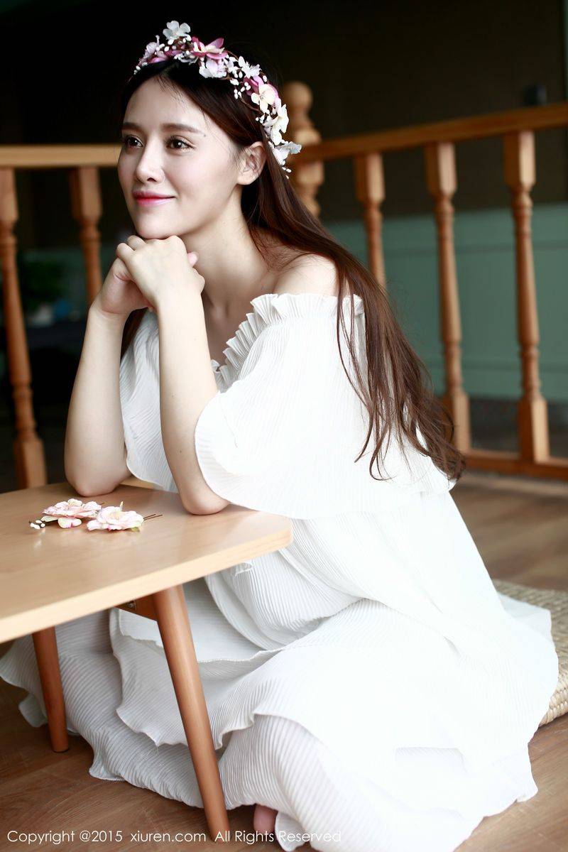 秀人网美女模特高溜MilkCat修长美腿极品身材私房套图-28