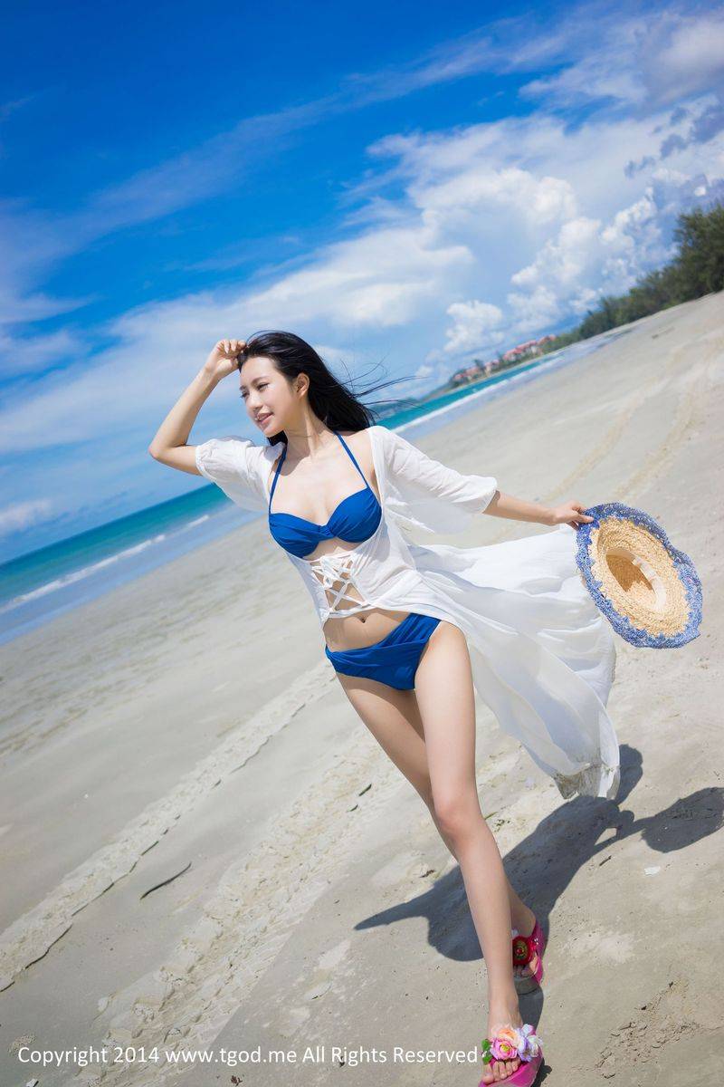 推女神美女模特绮里嘉ula沙滩薄纱比基尼诱惑沙巴旅拍-13