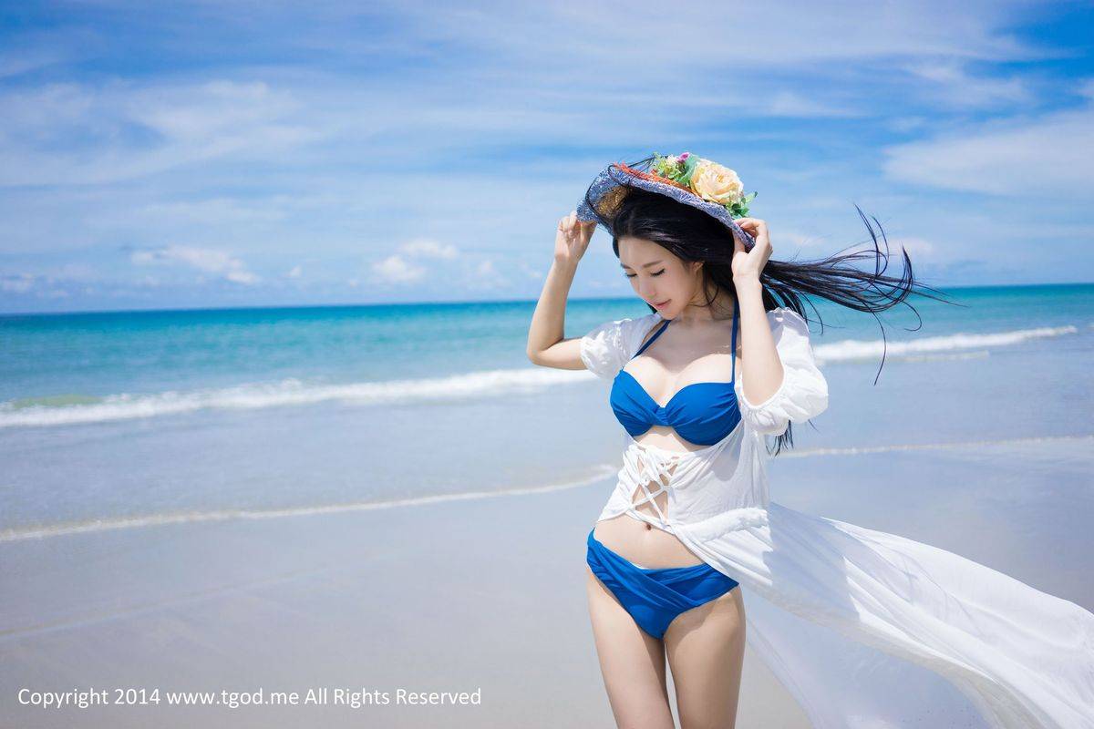 推女神美女模特绮里嘉ula沙滩薄纱比基尼诱惑沙巴旅拍-38