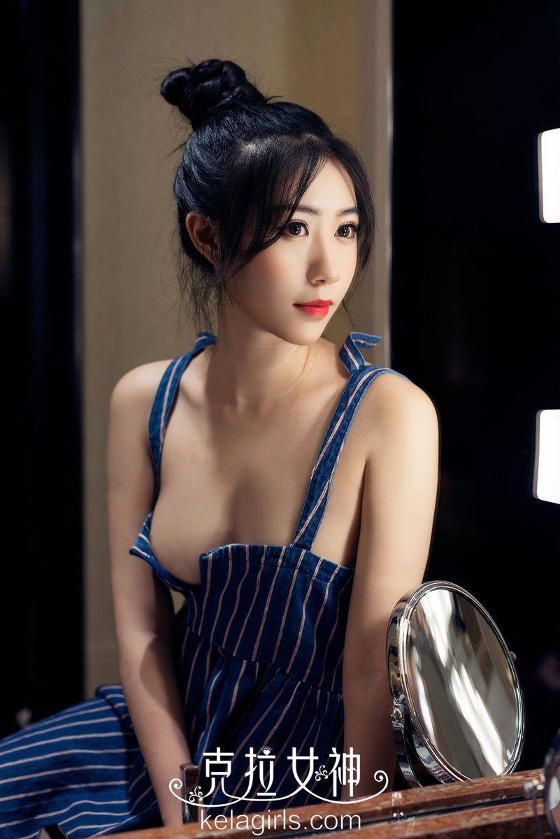 克拉女神性感尤物鹿小茜修长美腿牛仔长裙清纯私房写真-9