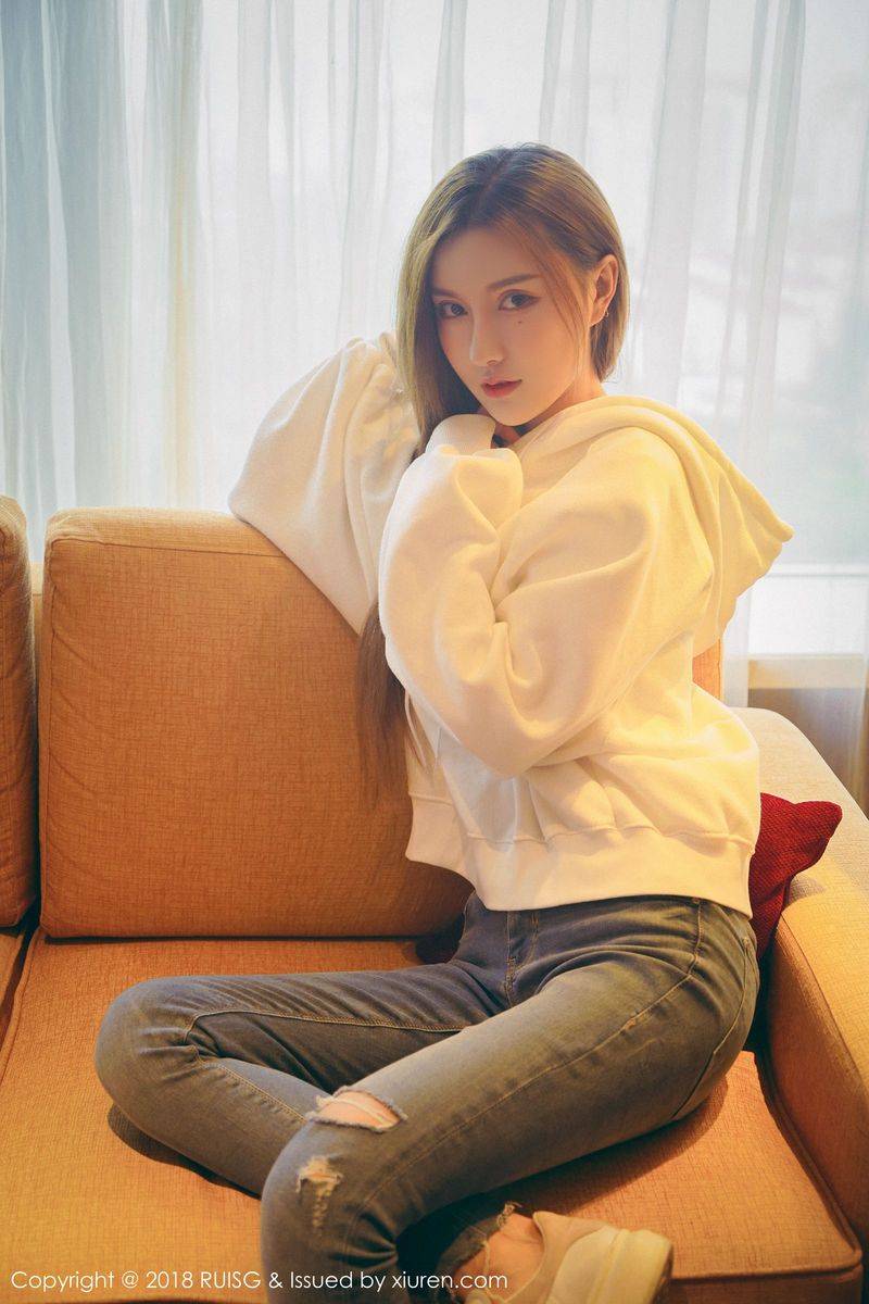 秀人网美女模特M梦baby长发飘飘牛仔长裤柔情私房写真-3