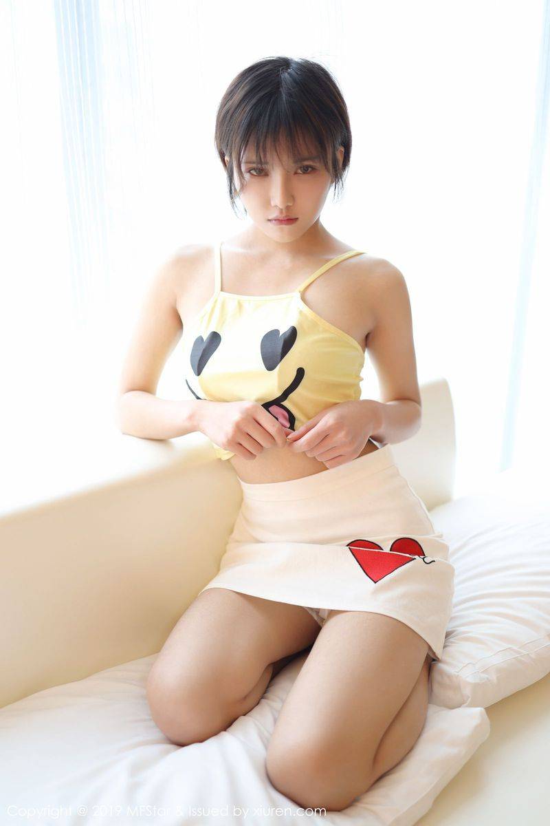 模范学院新人嫩模小姿2002精致五官修长美腿清纯可人写真-21